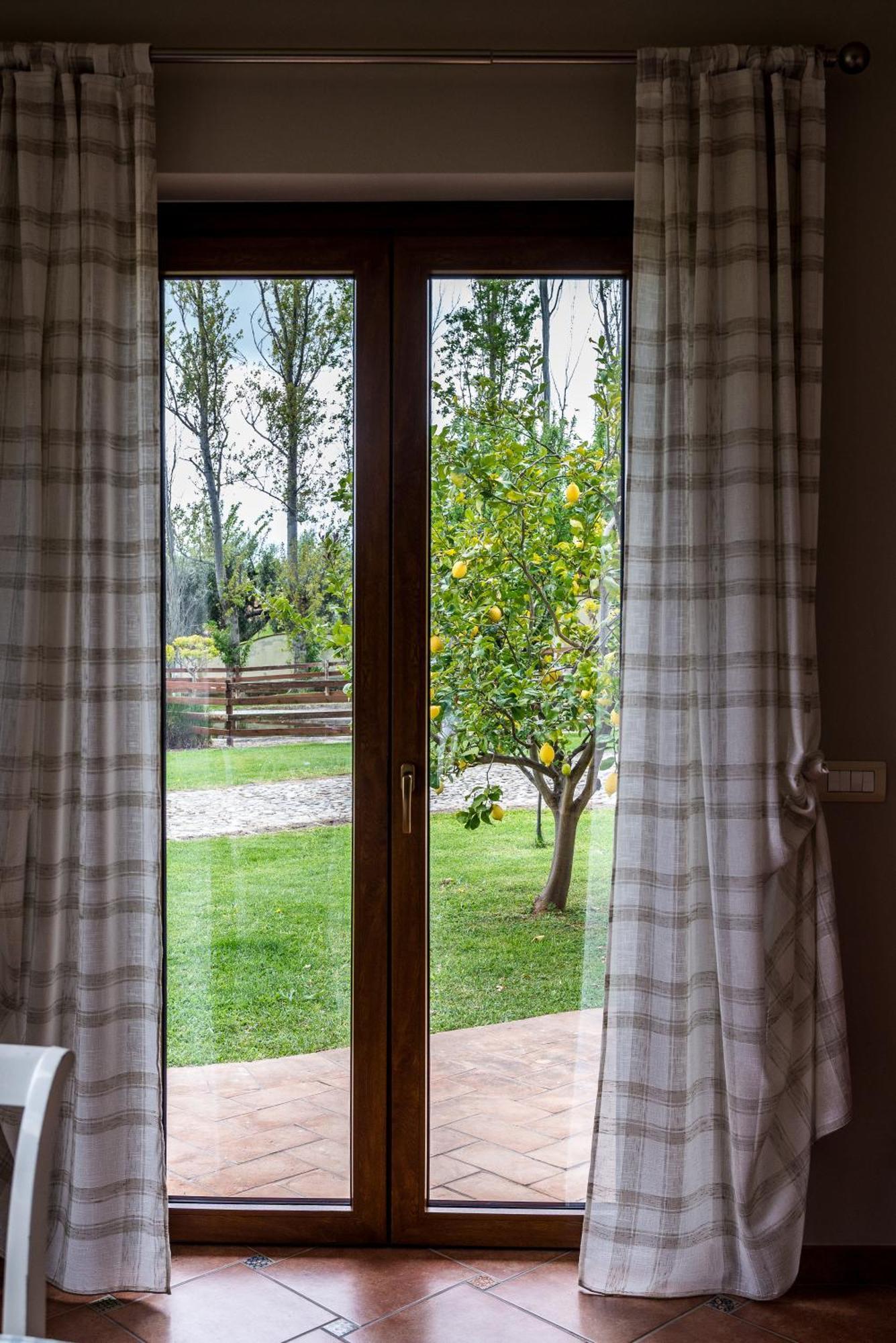 Villa Gli Eucalipti Cerveteri Oda fotoğraf